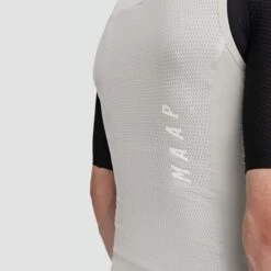Gilet MAAP Draft Team Bianco Grigio-blu -Negozio All Aperto map mav097 fog 005