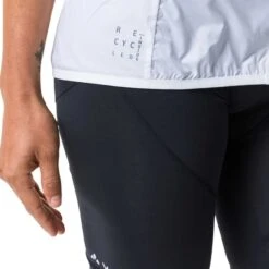 Gilet A Vento Vaude Matera Air Bianco Nero Donna 12 Gilet A Vento Vaude Matera Air Bianco Nero Donna -Negozio All Aperto vu 43123 001 005