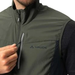 Gilet A Vento Vaude Kuro Air Verde Cachi 13 Gilet A Vento Vaude Kuro Air Verde Cachi -Negozio All Aperto vu 43132 161 006