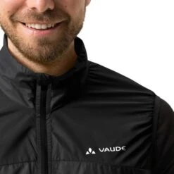 Gilet A Vento Vaude Matera Air Nero Intenso -Negozio All Aperto vu 43136 010 005