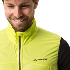 Gilet A Vento Vaude Matera Air Verde Brillante -Negozio All Aperto vu 43136 971 005
